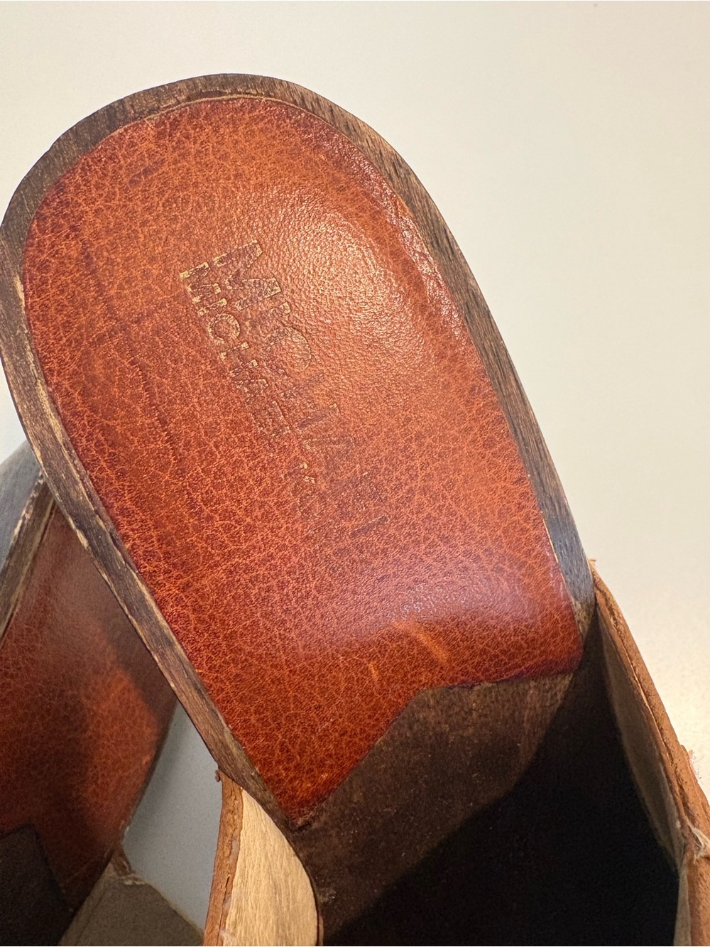 Michael Kors Brown Leather Tassel Mule Clogs Wooden Heel Size 7M - Picture 5 of 12